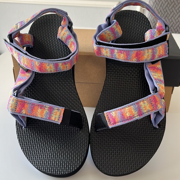 NIB TEVA Sandals size 8 - Picture 3 of 5